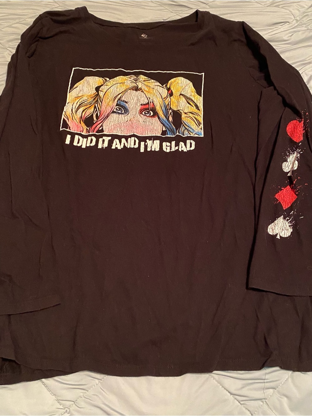 Black Long-Sleeve Graphic Tee with Harley Quinn Artwork
